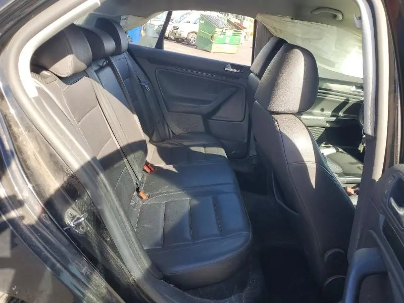 2010 VOLKSWAGEN JETTA TDI  