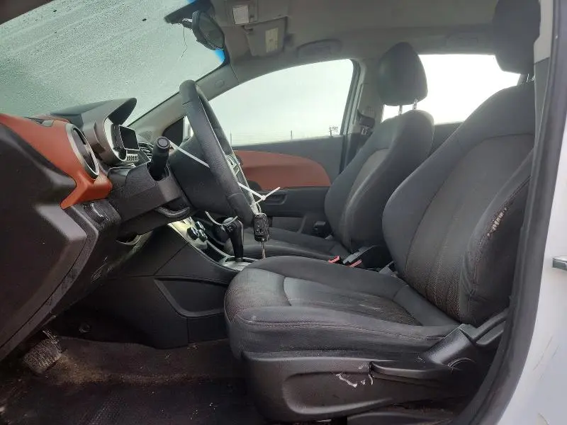 2014 CHEVROLET SONIC LT  