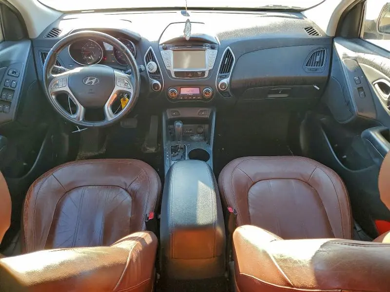 2010 HYUNDAI TUCSON GLS  