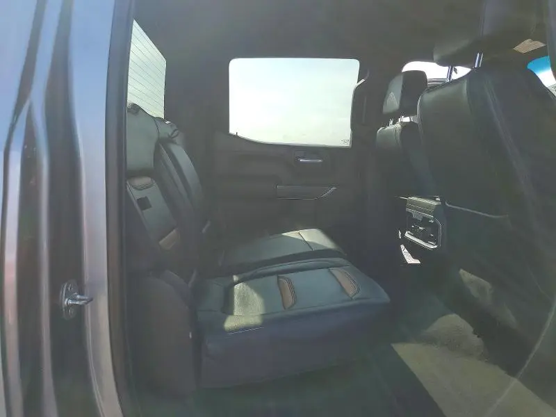 2021 GMC SIERRA K1500 AT4  