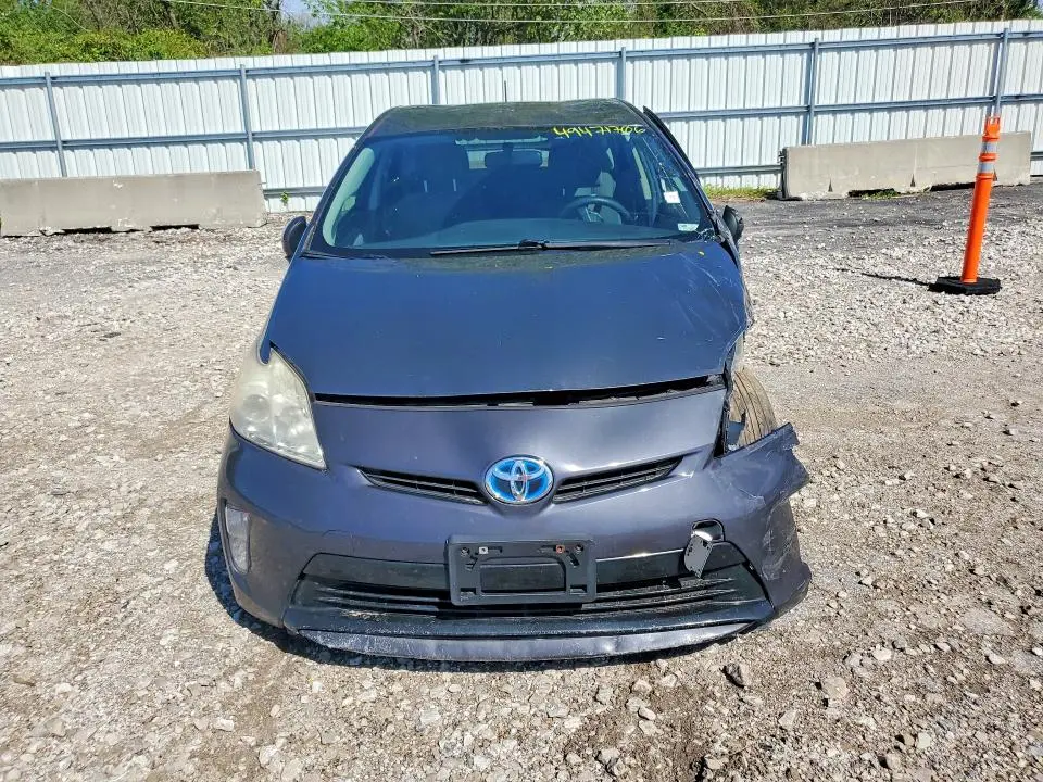 2014 TOYOTA PRIUS TWO  