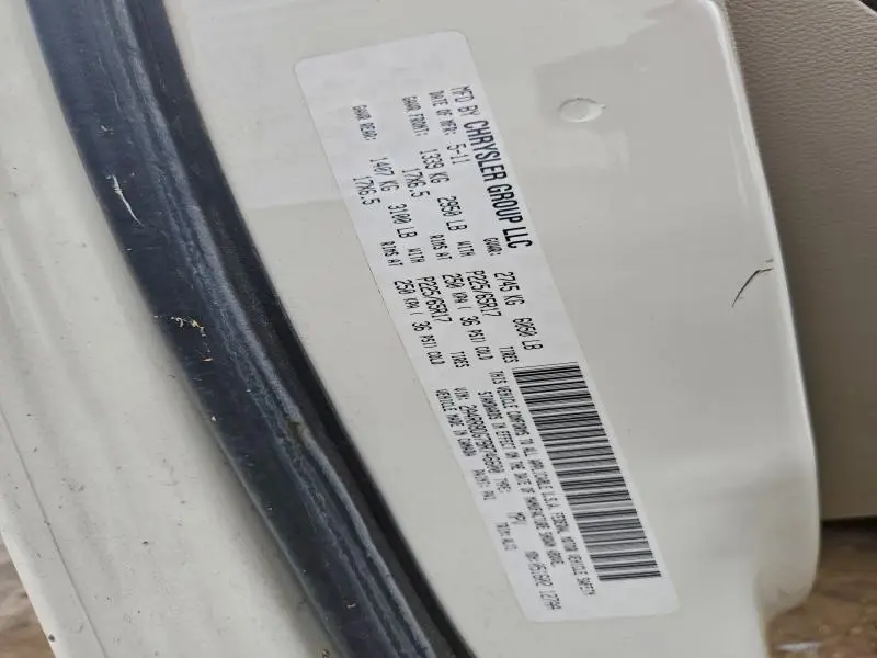 2011 CHRYSLER TOWN & COUNTRY TOURING L  