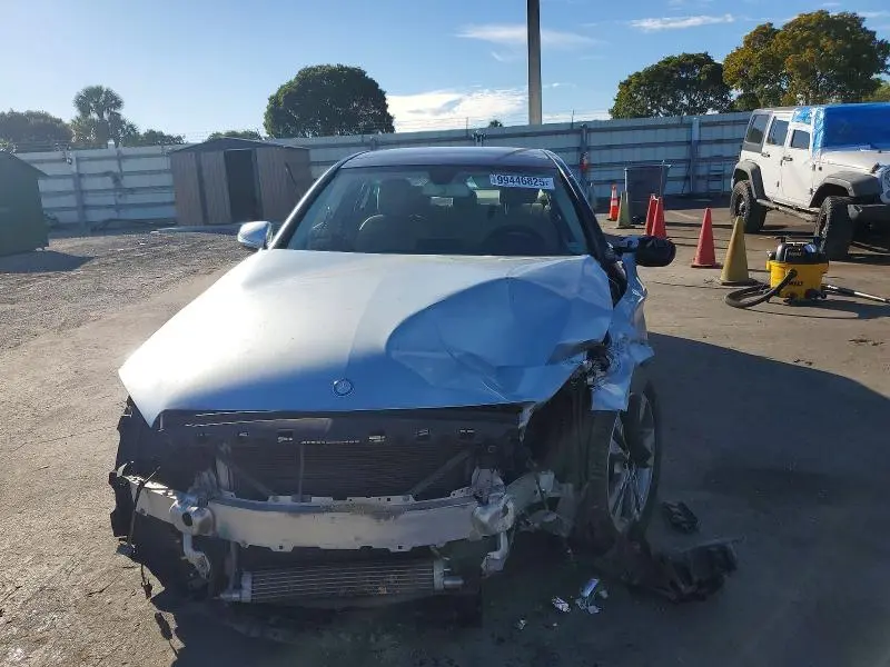 2015 MERCEDES-BENZ C 300  