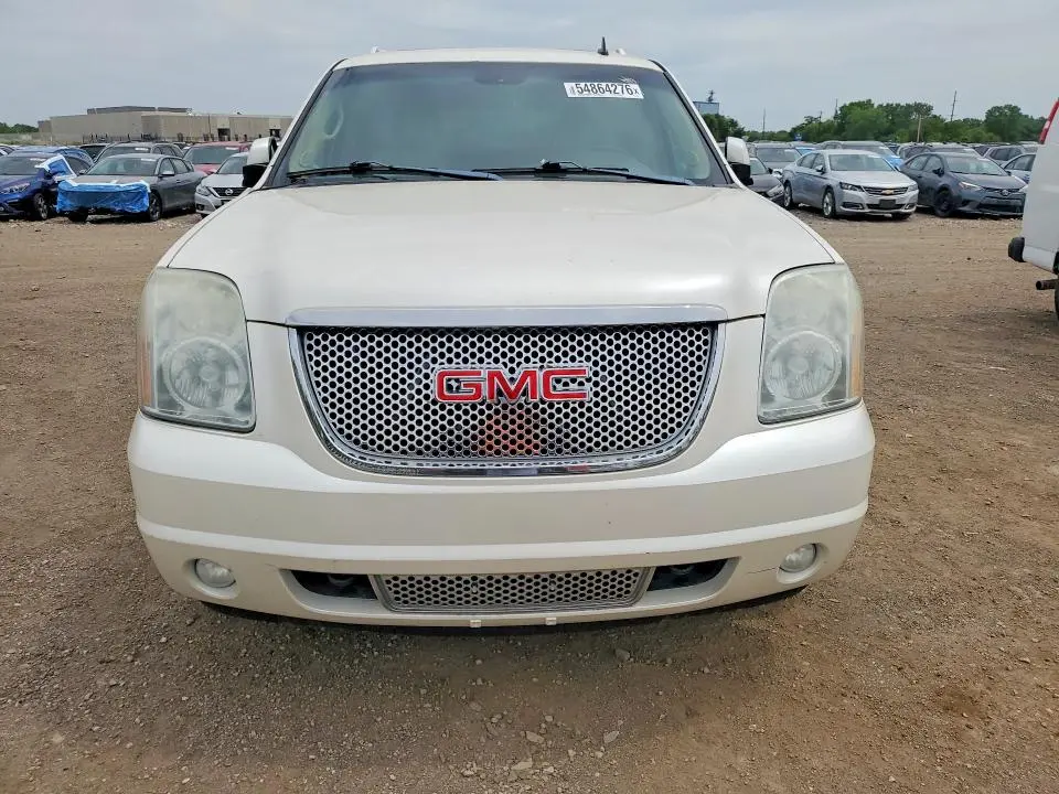 2011 GMC YUKON XL DENALI  