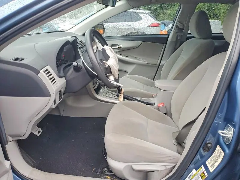2012 TOYOTA COROLLA LE  