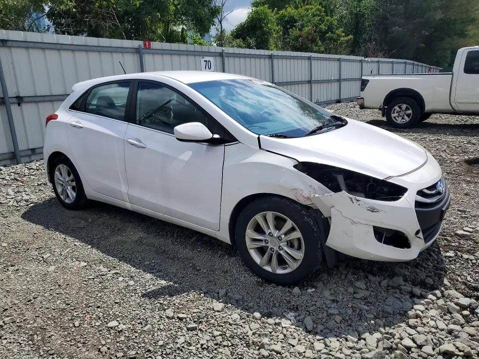 2015 HYUNDAI ELANTRA GT BASE  