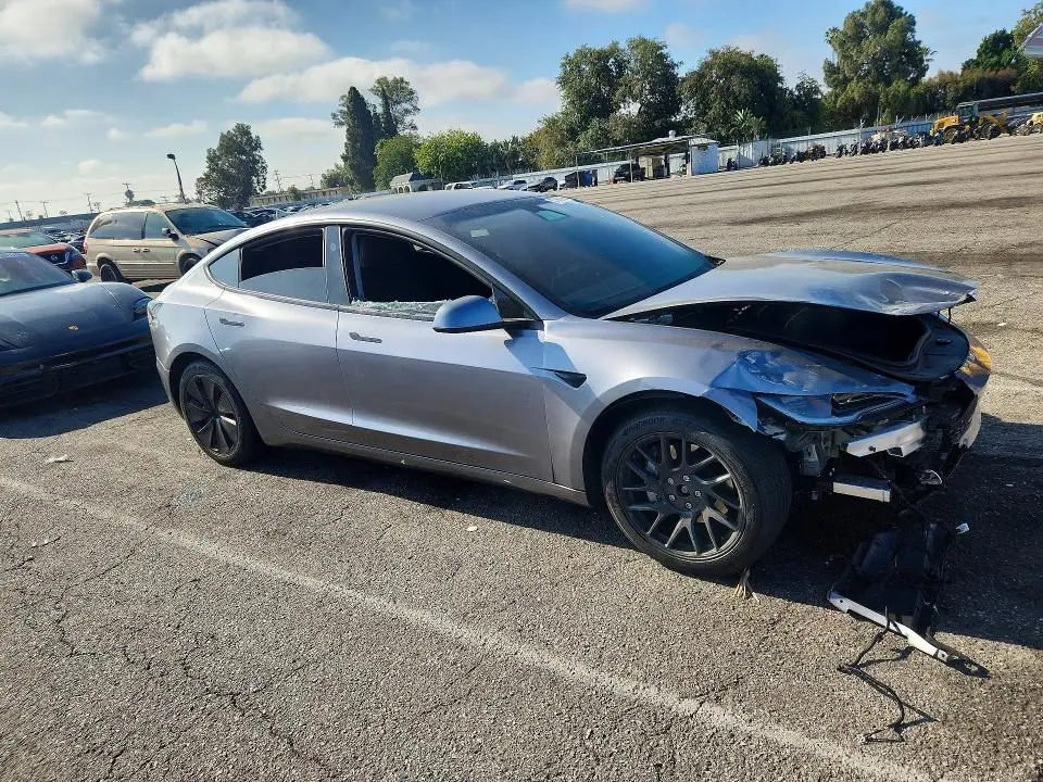 2025 TESLA MODEL 3   