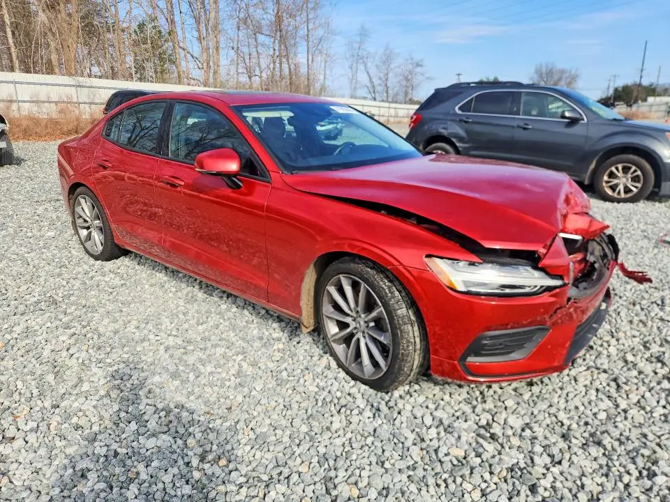 2019 VOLVO S60 T6 MOMENTUM  