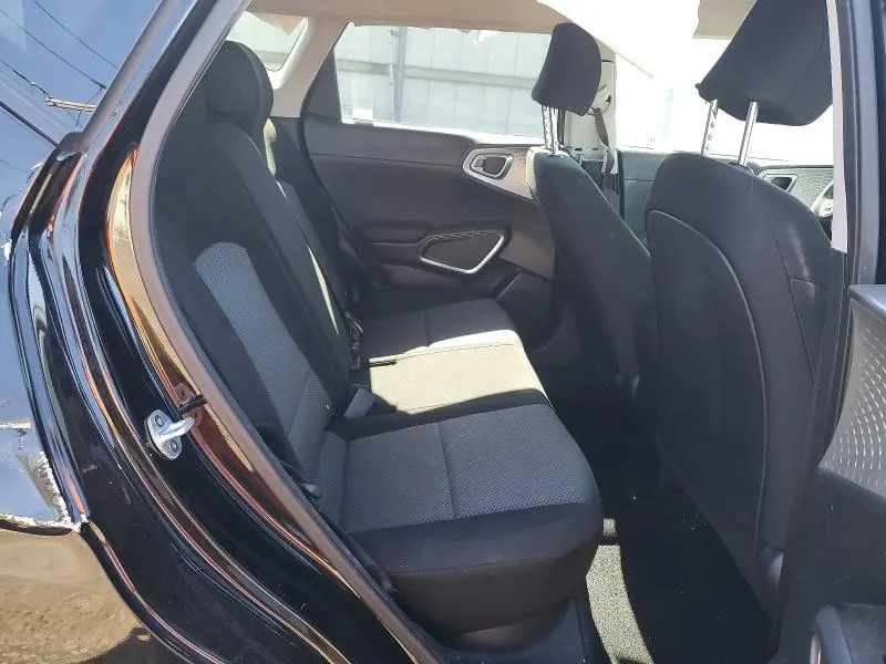 2020 KIA SOUL LX  