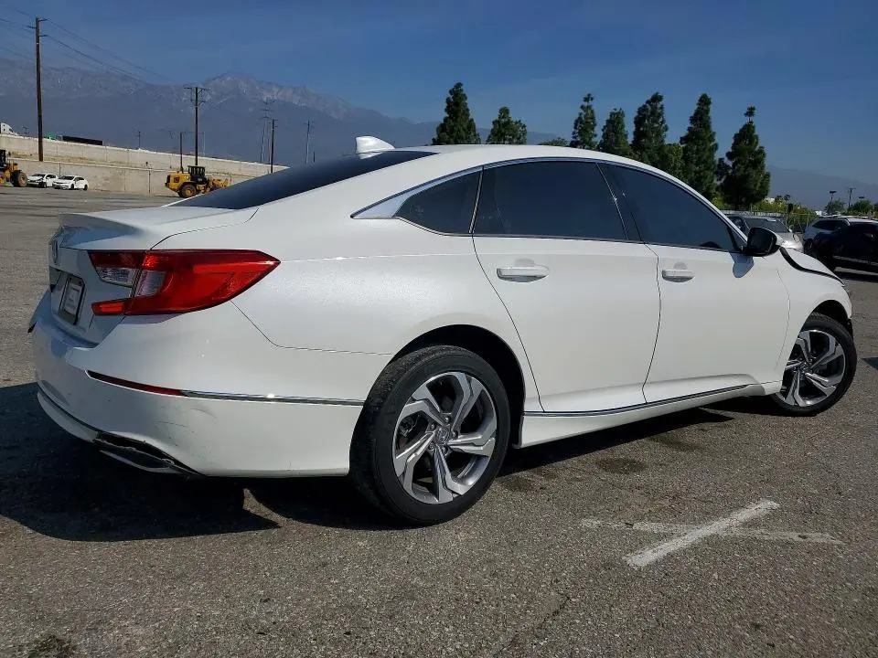 2018 HONDA ACCORD EX  