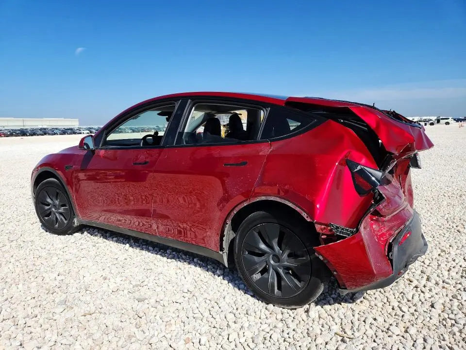 2024 TESLA MODEL Y   