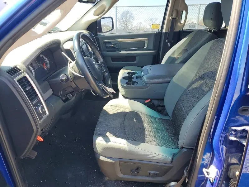 2015 RAM 1500 SLT  