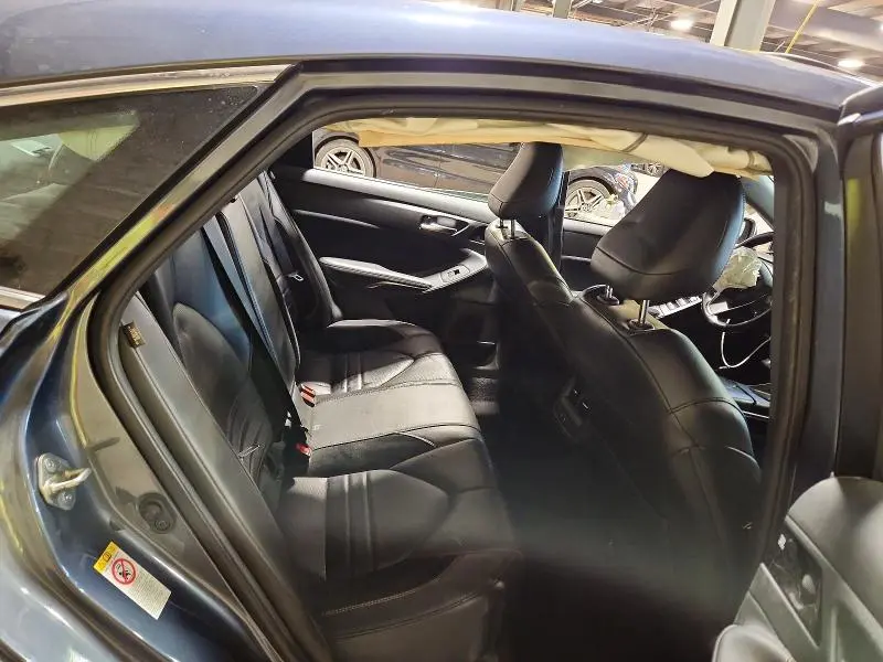 2019 TOYOTA AVALON XSE  