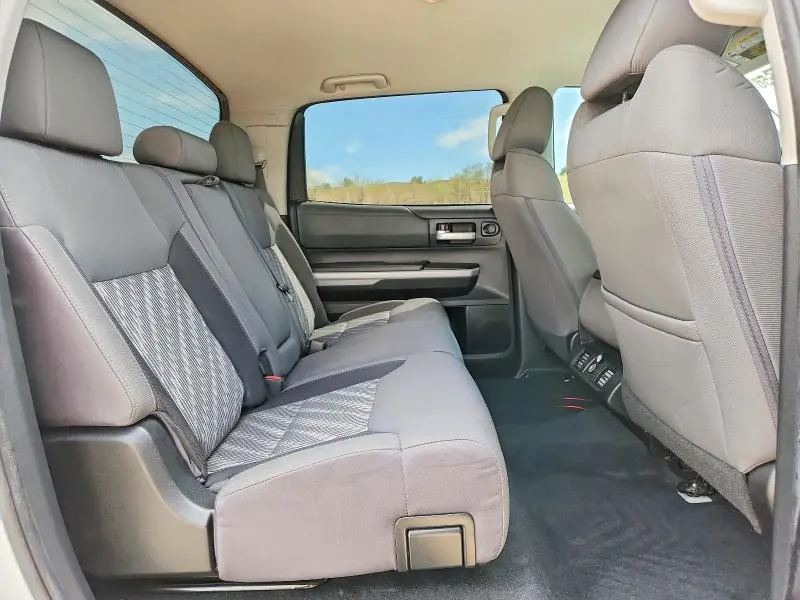 2020 TOYOTA TUNDRA SR5  
