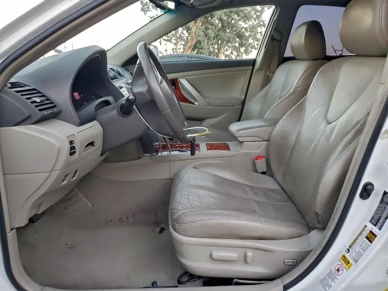 2011 TOYOTA CAMRY HYBRID  