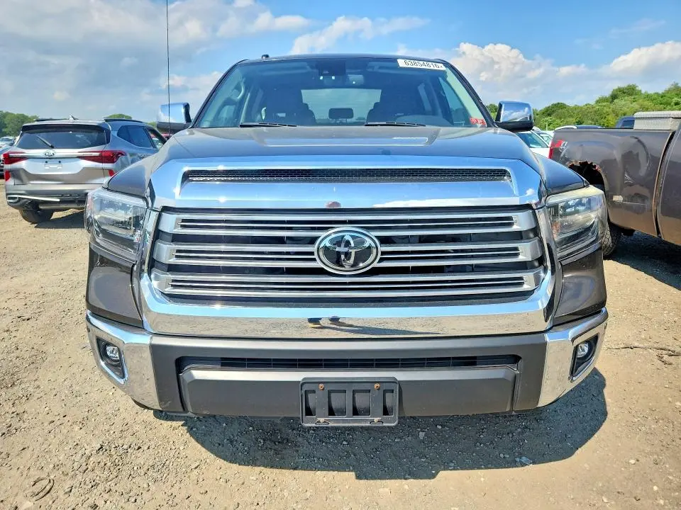 2018 TOYOTA TUNDRA CREWMAX LIMITED  