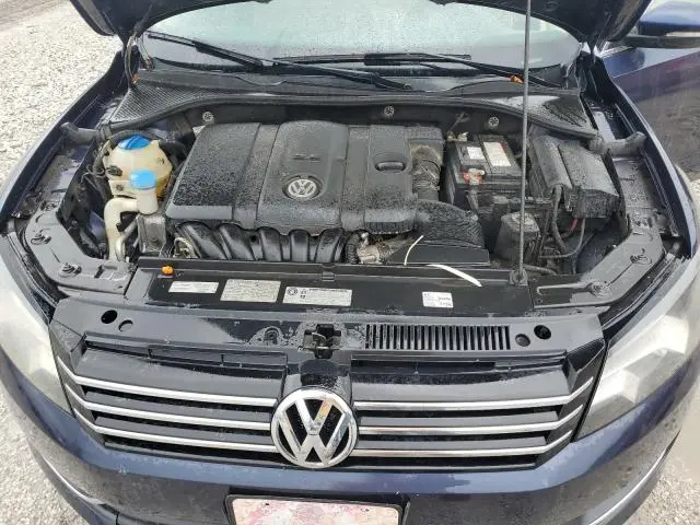 2012 VOLKSWAGEN PASSAT SE