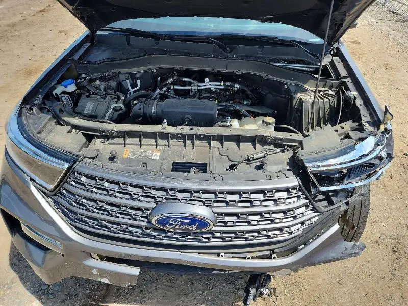2022 FORD EXPLORER XLT  