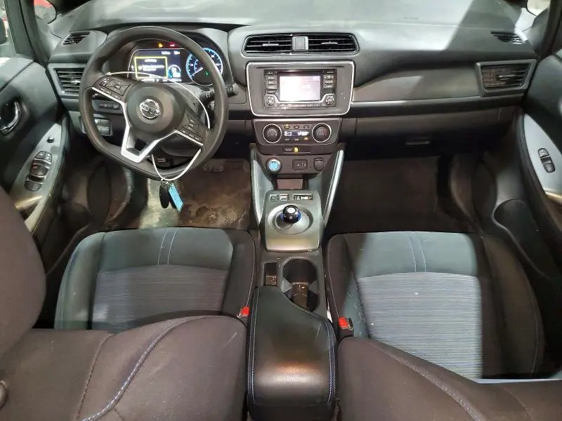 2019 NISSAN LEAF S  