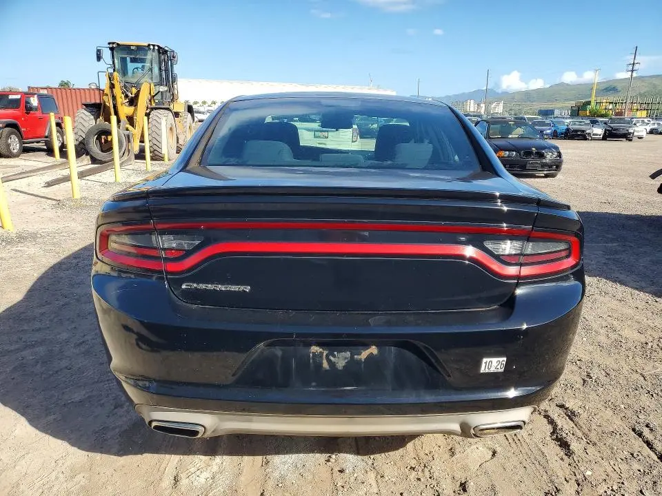 2016 DODGE CHARGER SE  