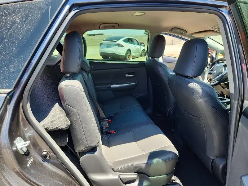 2012 TOYOTA PRIUS V THREE  