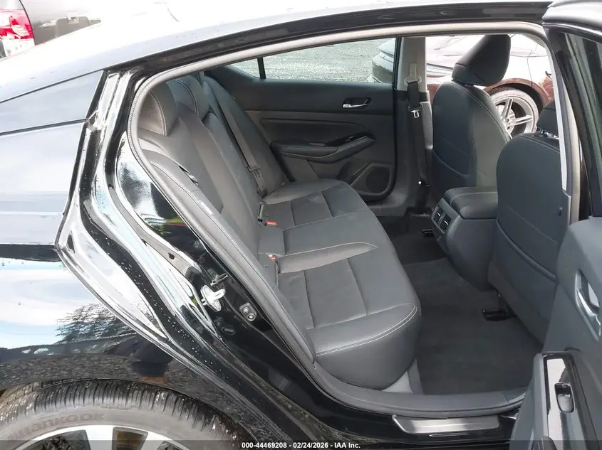 2022 NISSAN ALTIMA PLATINUM INTELLIGENT AWD