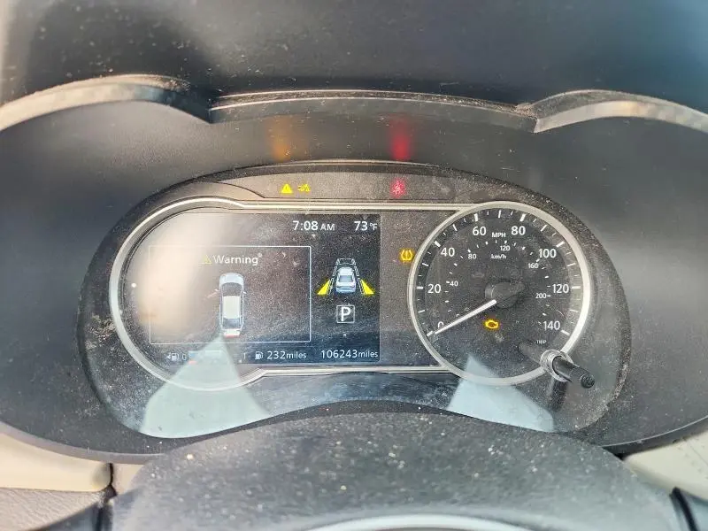 2020 NISSAN VERSA SV  