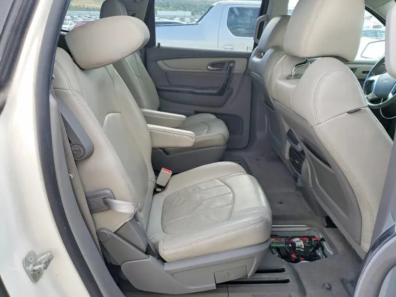 2014 CHEVROLET TRAVERSE LTZ  