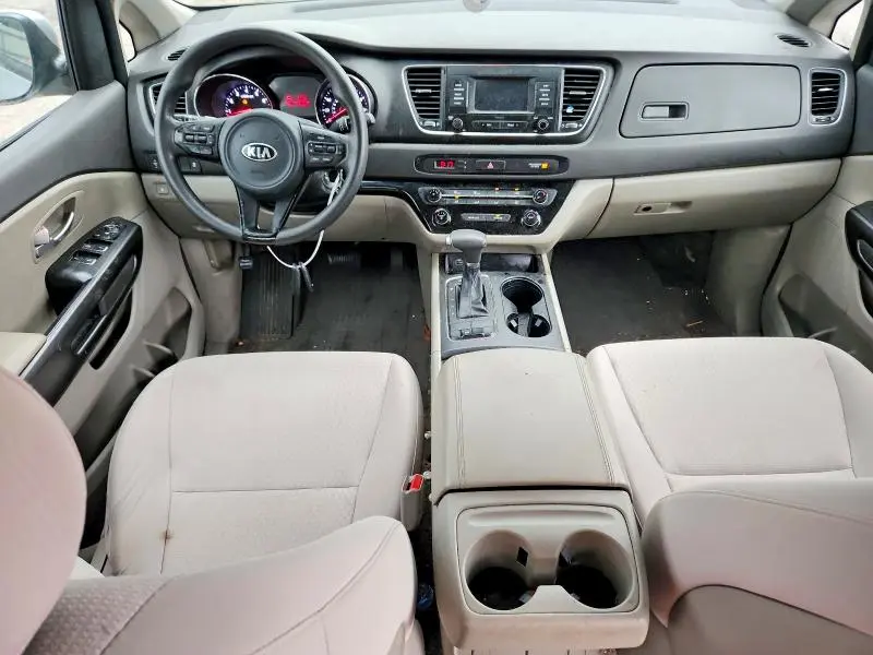 2017 KIA SEDONA L  