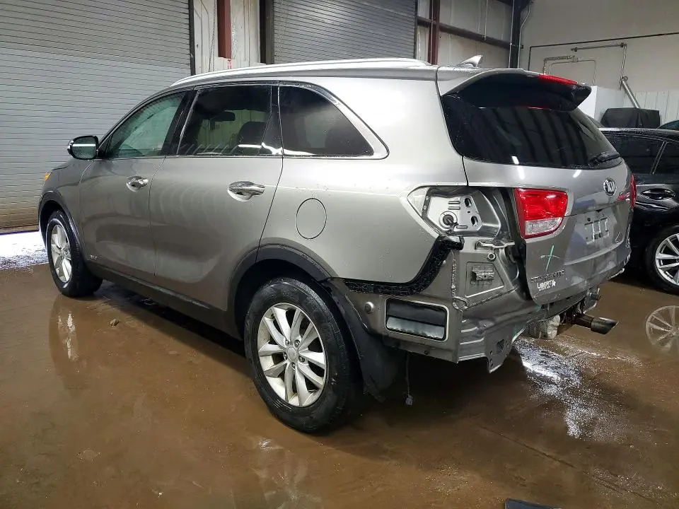 2016 KIA SORENTO LX  