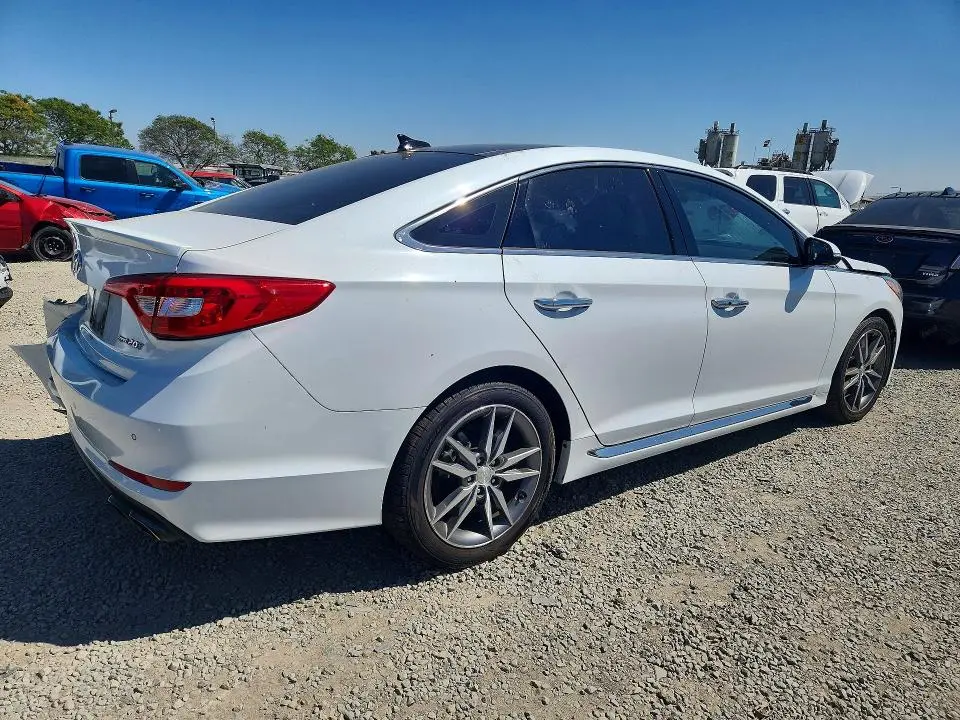 2015 HYUNDAI SONATA SPORT 2.0T  