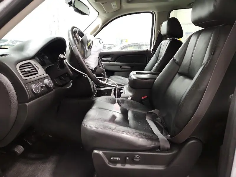 2013 CHEVROLET SUBURBAN K1500 LT  