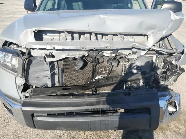 2019 TOYOTA TUNDRA CREWMAX SR5  