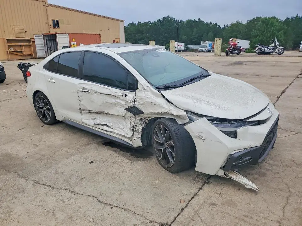 2020 TOYOTA COROLLA SE  