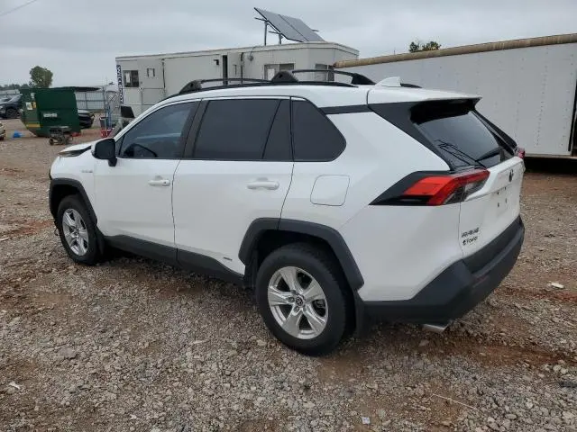 2021 TOYOTA RAV4 XLE  
