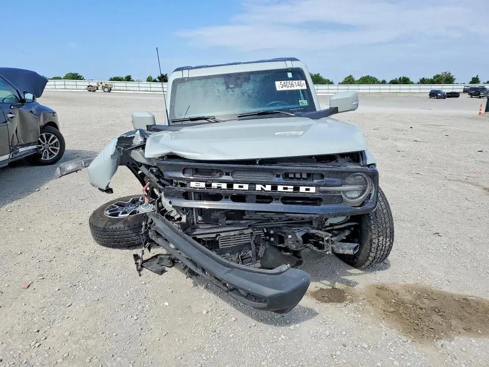2024 FORD BRONCO OUTER BANKS  