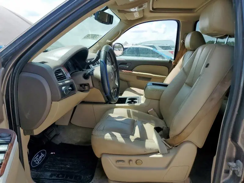 2013 CHEVROLET SUBURBAN C1500 LT  