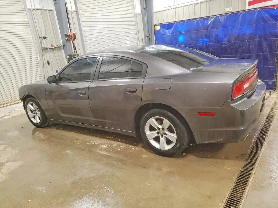 2014 DODGE CHARGER SE  