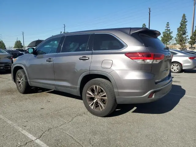 2019 TOYOTA HIGHLANDER LE  