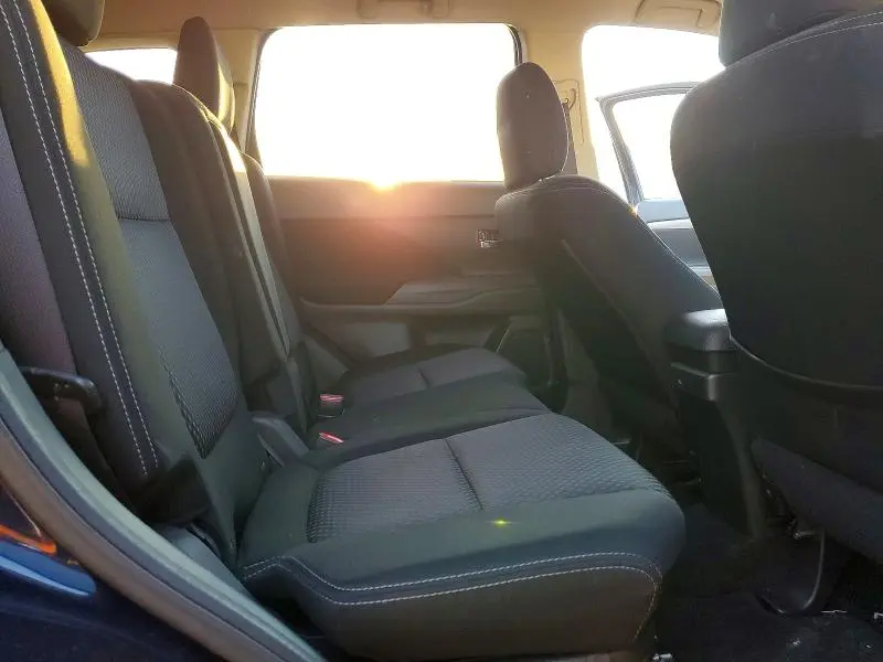 2018 MITSUBISHI OUTLANDER ES  