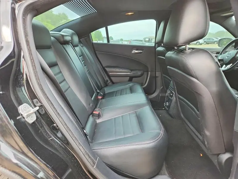 2013 DODGE CHARGER SXT  