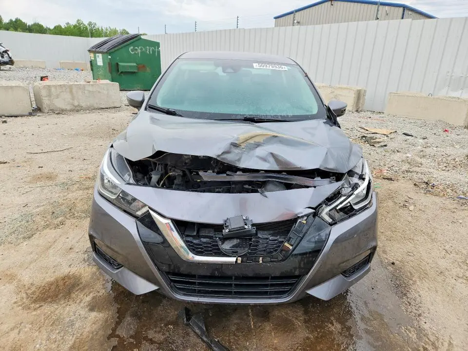 2021 NISSAN VERSA SV  