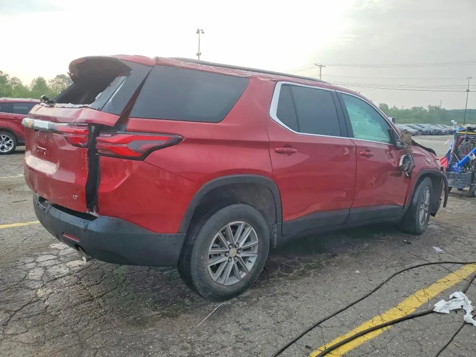 2023 CHEVROLET TRAVERSE LT  