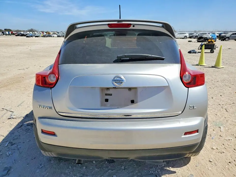 2011 NISSAN JUKE S  