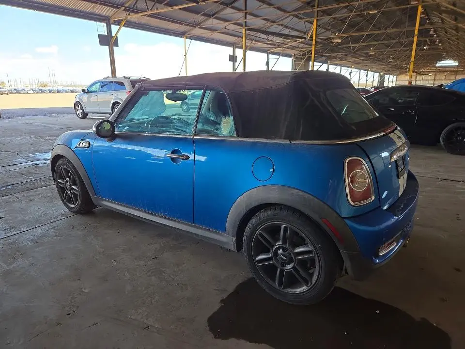 2011 MINI COOPER S  