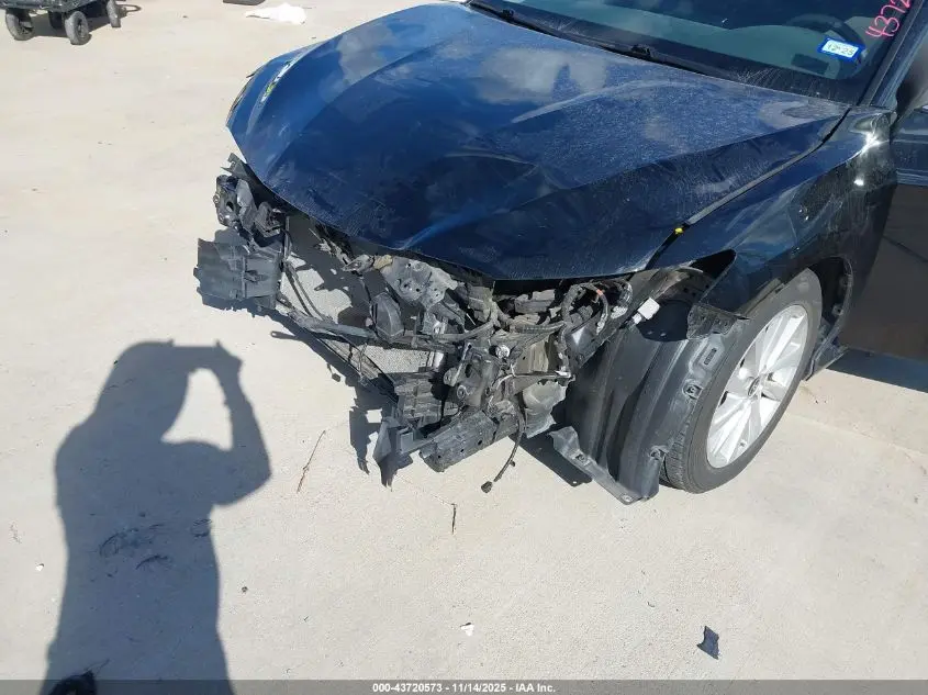 2022 TOYOTA CAMRY LE