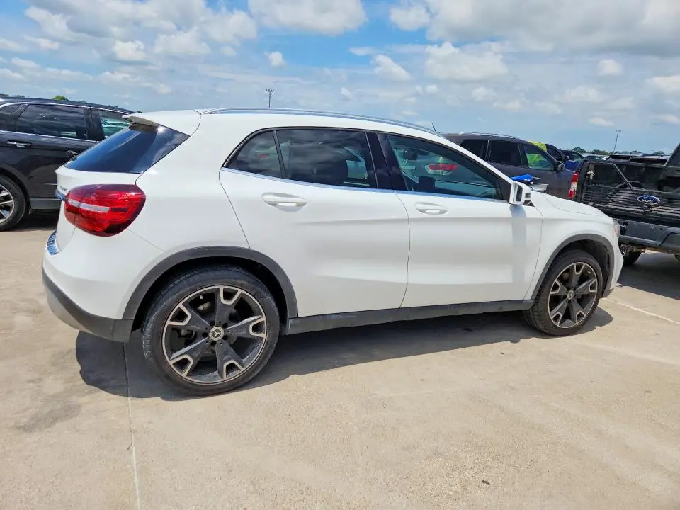 2019 MERCEDES-BENZ GLA 250 4MATIC  