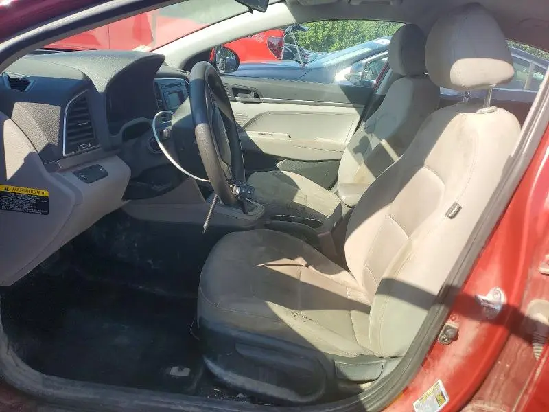 2018 HYUNDAI ELANTRA SE  