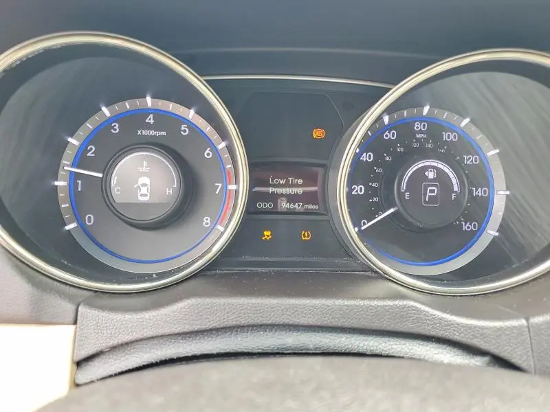 2013 HYUNDAI SONATA GLS  