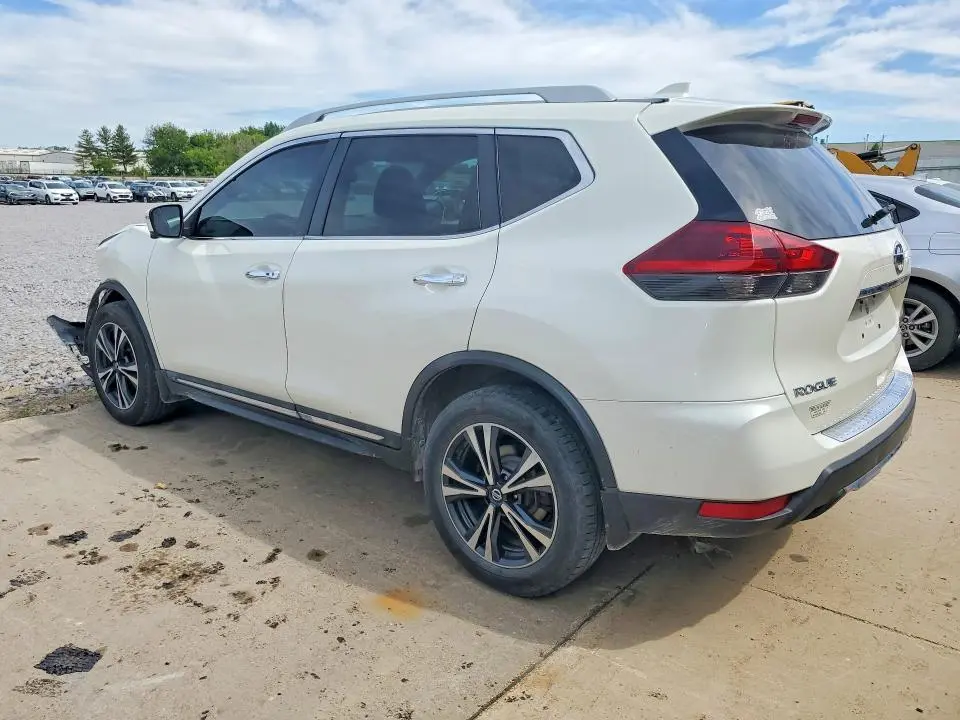 2018 NISSAN ROGUE SL  
